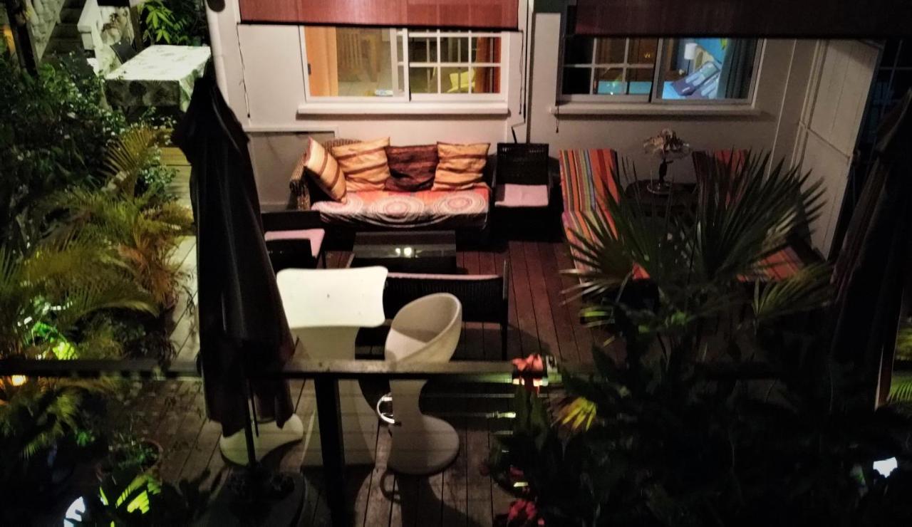 Manava Tahara'A Home Stay Mahina Exteriör bild