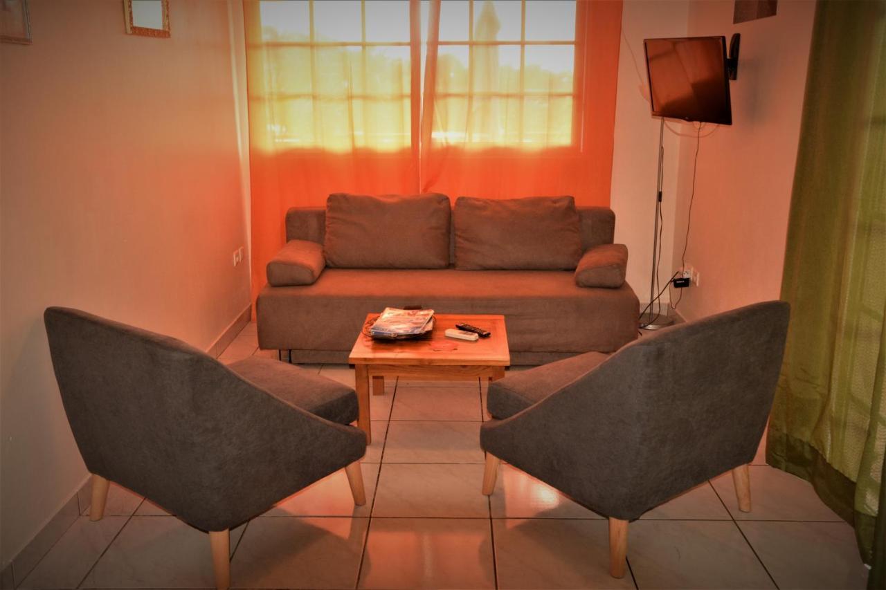 Manava Tahara'A Home Stay Mahina Exteriör bild